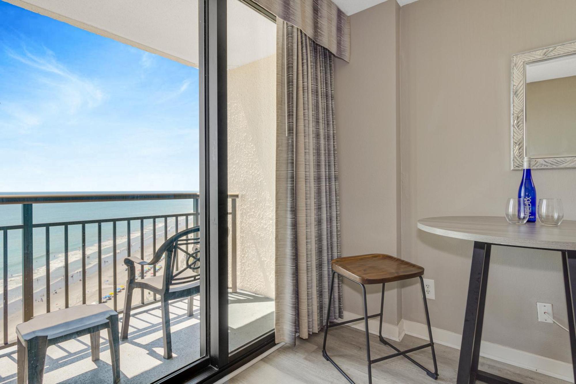 Oceanview Studio Escape With Beach Steps Away! 1828 شاطئ ميرتل المظهر الخارجي الصورة