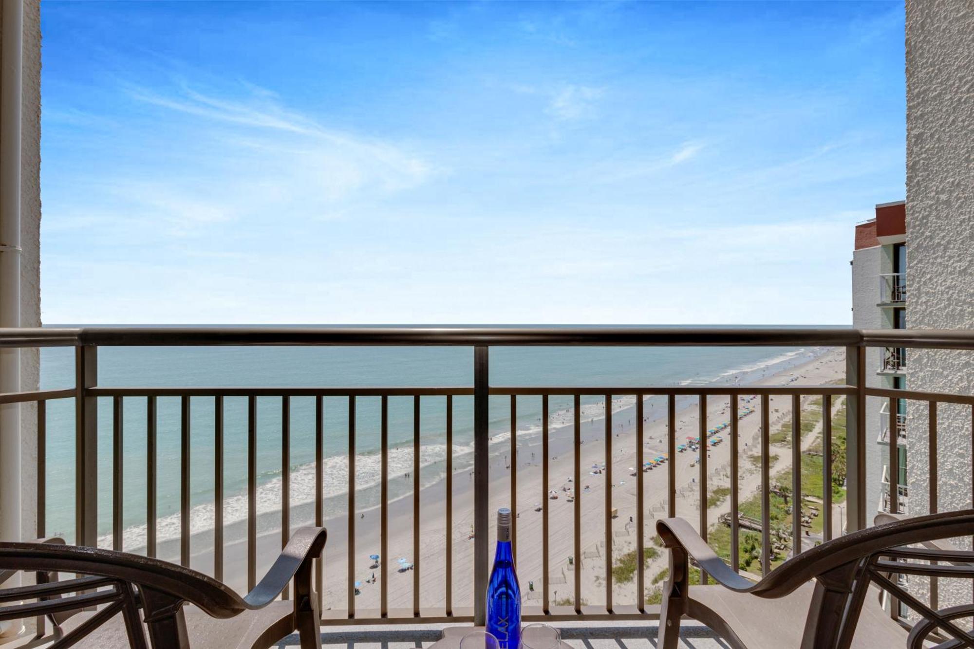 Oceanview Studio Escape With Beach Steps Away! 1828 شاطئ ميرتل المظهر الخارجي الصورة