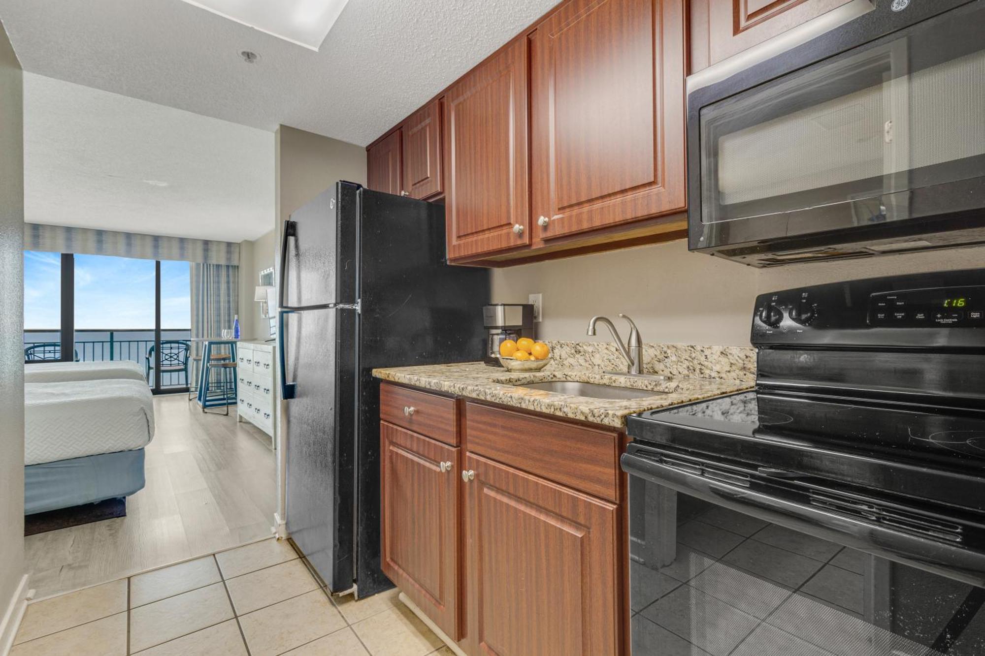 Oceanview Studio Escape With Beach Steps Away! 1828 شاطئ ميرتل المظهر الخارجي الصورة